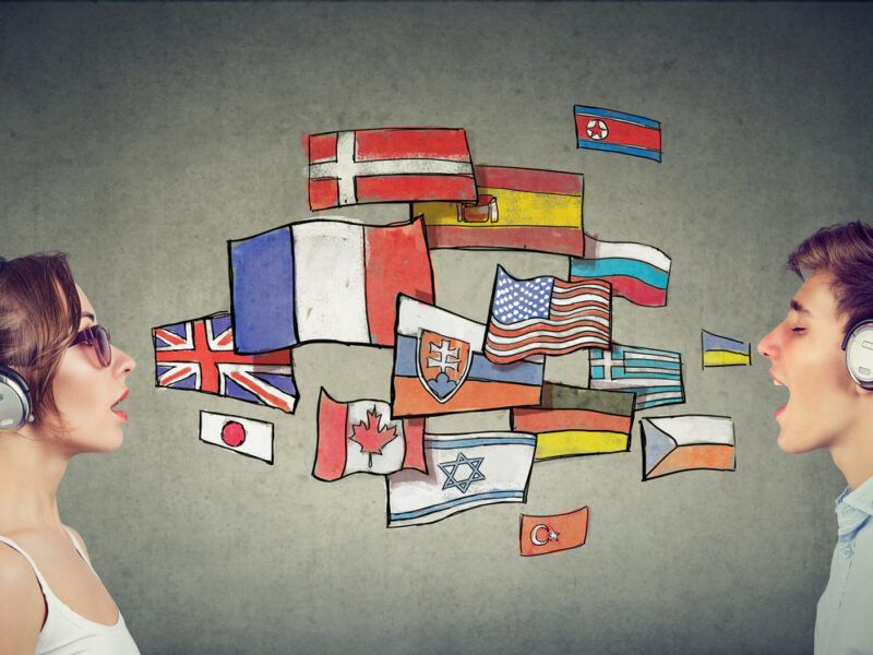 Pourquoi notre cerveau résiste à l’apprentissage des langues après 30 ans (et comment contourner ça)